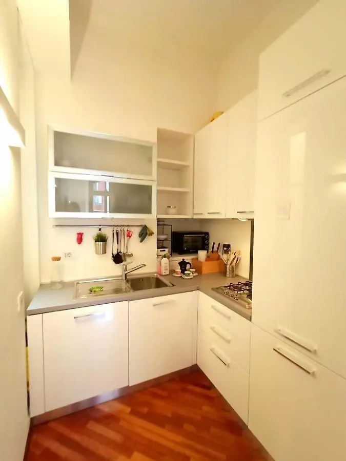 Charming Design Apartment Into Navigli District Mailand Italien
