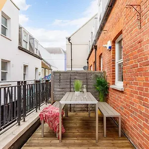 birch-south-lanes-super-2-bed-duplex-with-south-terrace.brighton-hotels-england.com/